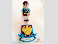 edible West Ham cake topper